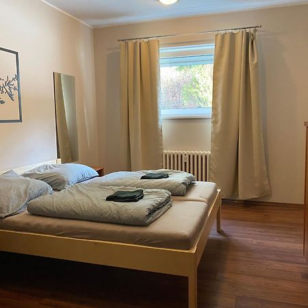 Zen Zone Hostel Братислава Экстерьер фото