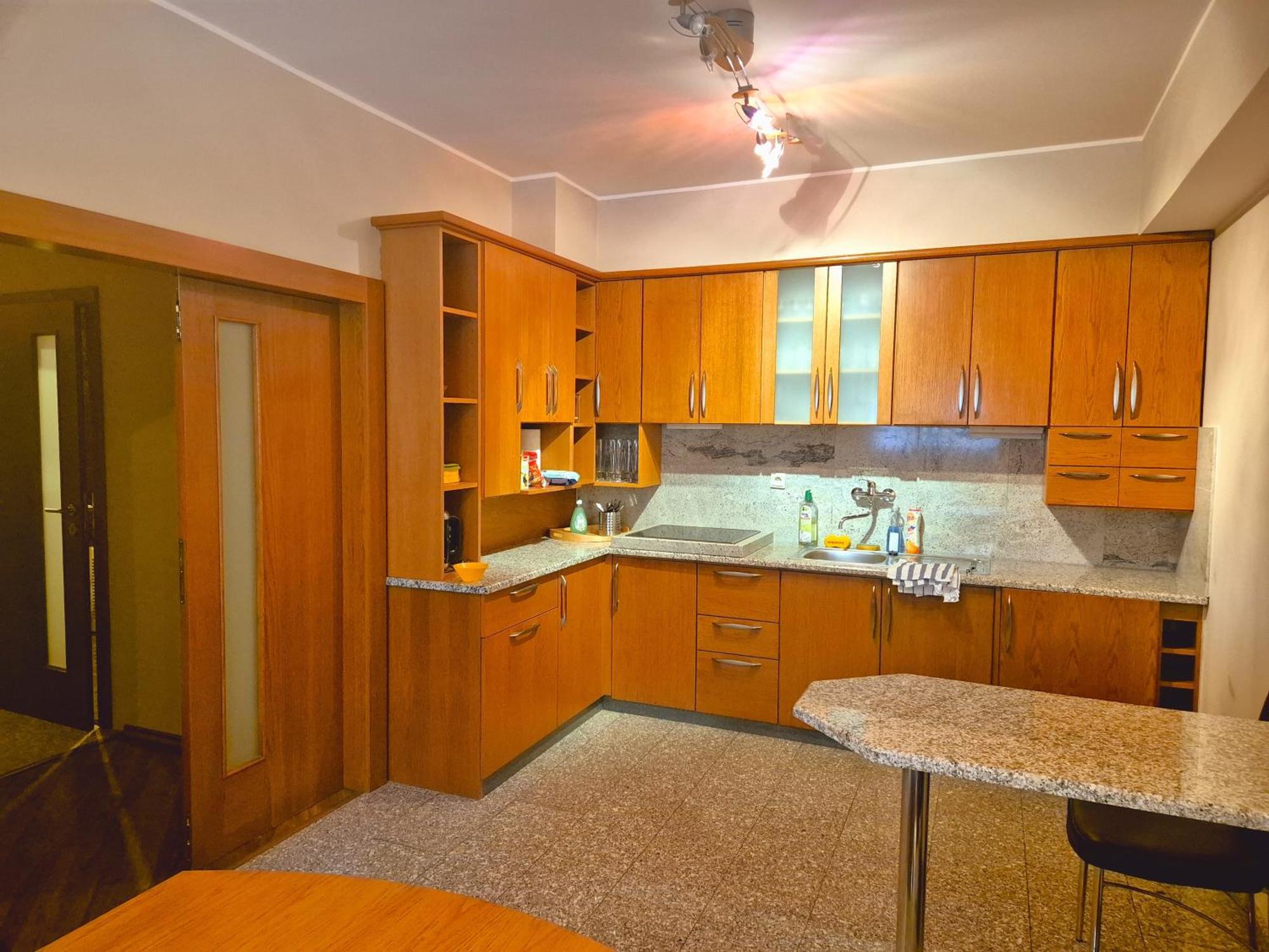 Zen Zone Hostel Братислава Экстерьер фото